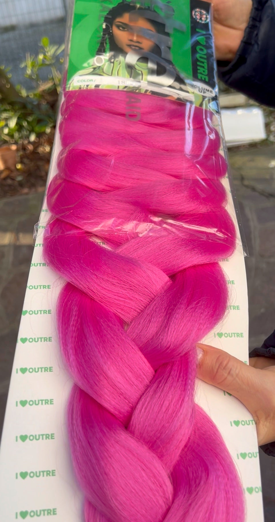 OUTRE ULTRA BRAID 165 g 82" | Kanekalon Low Temperature Fiber – Hot Water Setting