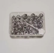 Cofanetto 50 Perline in Plastica – Argento